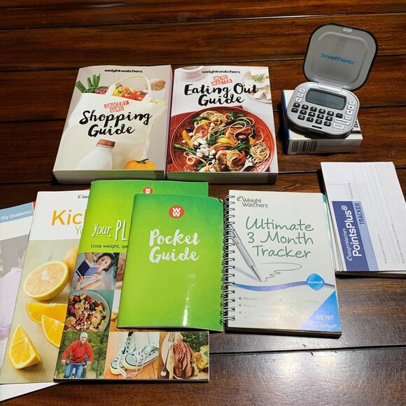 Weight Watchers Lot Beyond the Scale PointsPlus Calculator Eating Out Shopping - Picture 1 of 10